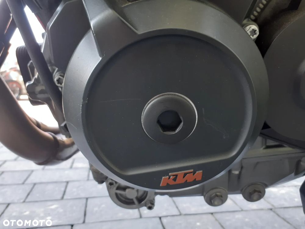 KTM Duke - 40