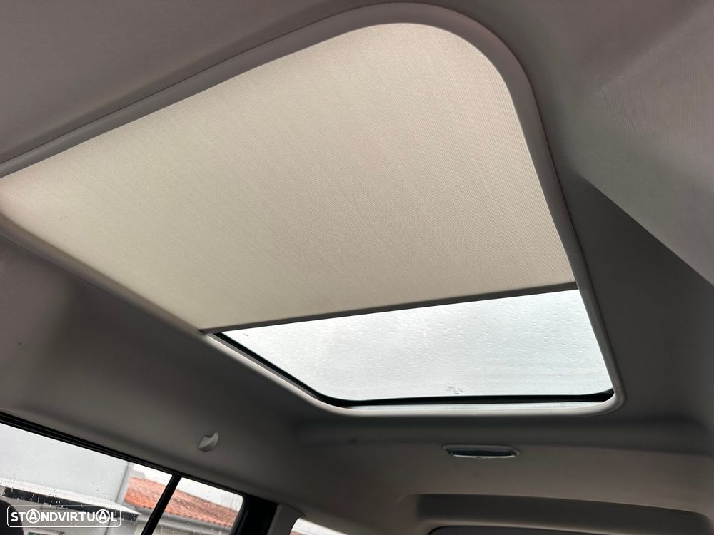 Ford Tourneo Connect Grand 1.5 TDCi Titanium - 21