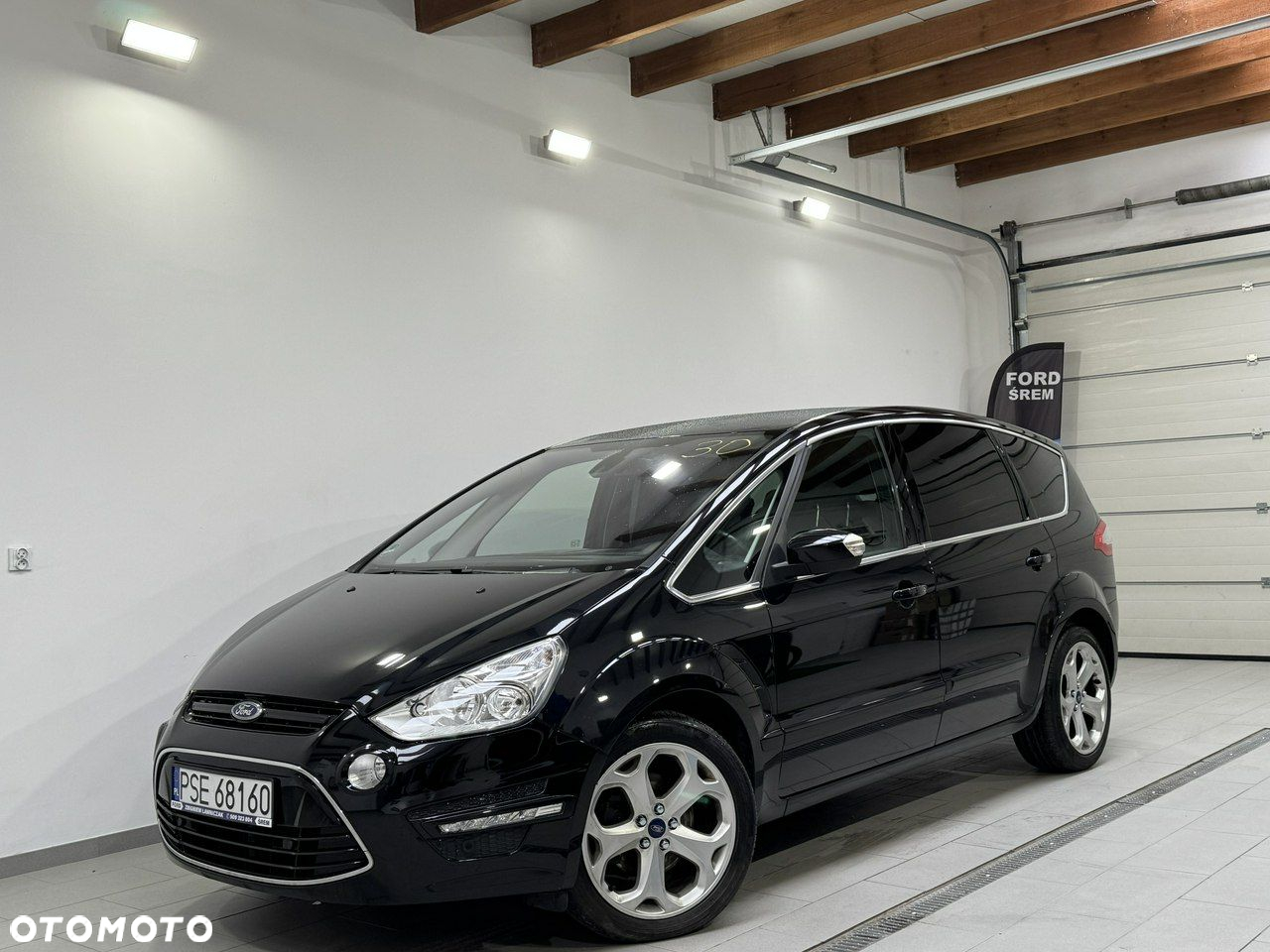 Ford S-Max - 12
