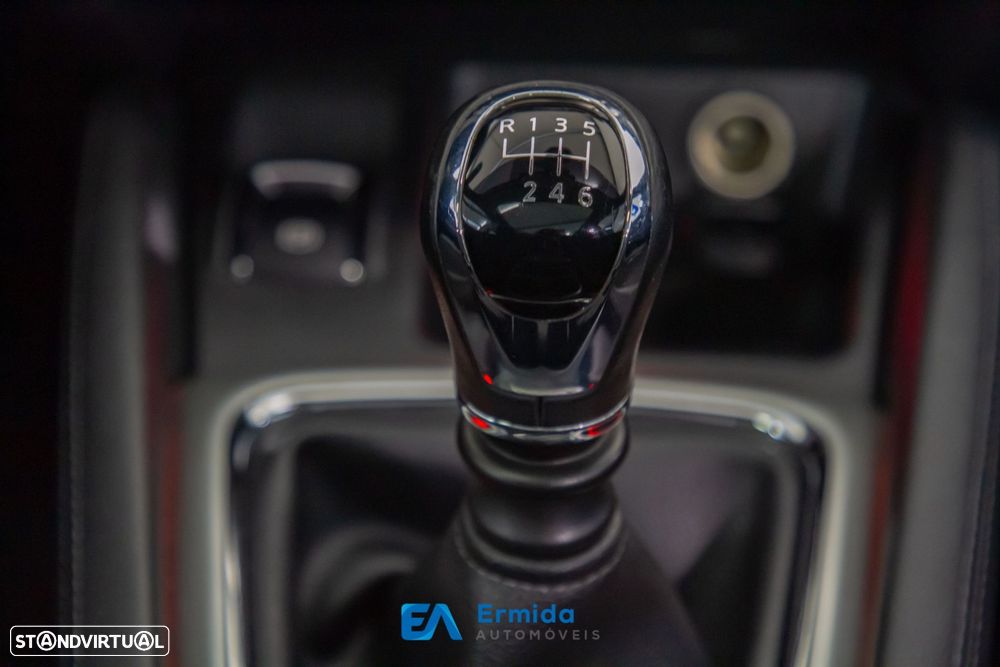 Nissan Qashqai 1.5 dCi N-Connecta - 22