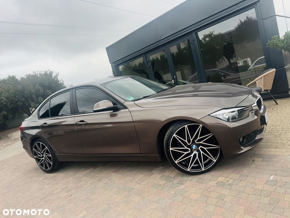 BMW Seria 3 316d DPF Edition Exclusive - 35
