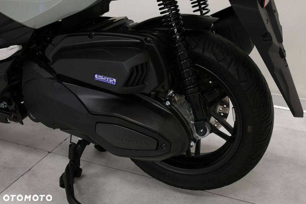 Honda NSS - 38