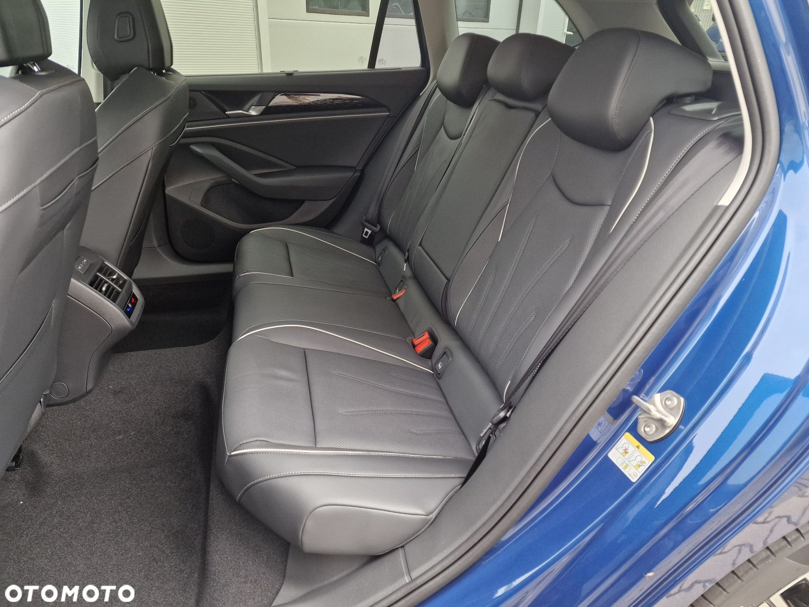 Volkswagen Passat 1.5 TSI EVO Elegance DSG - 15