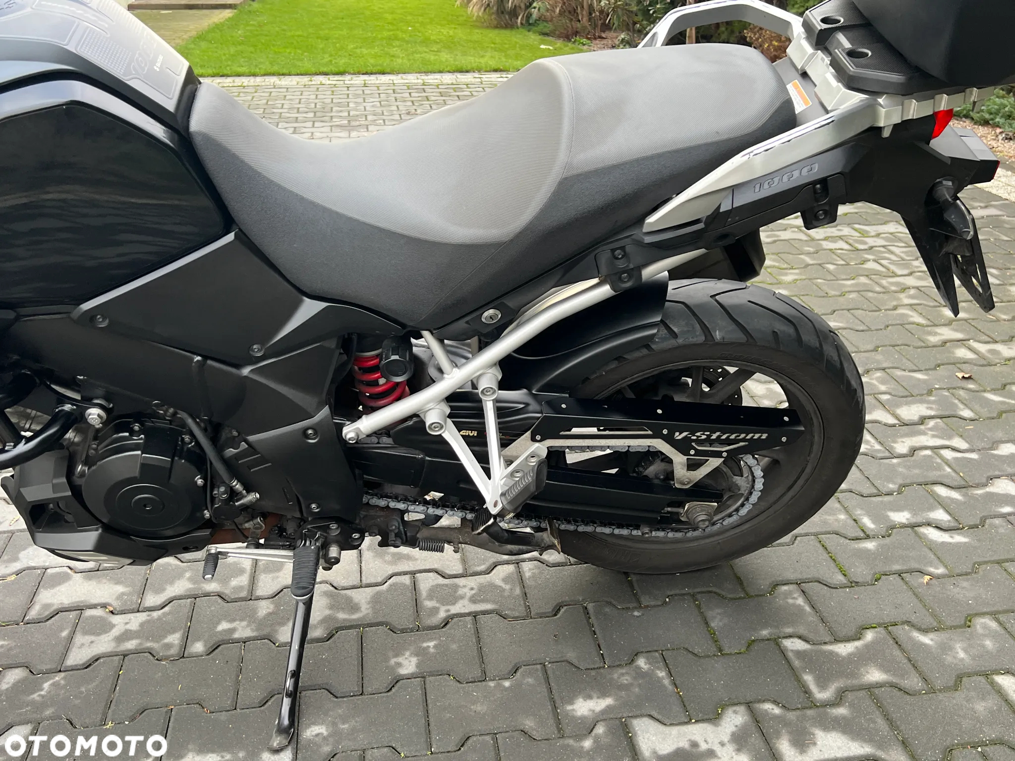 Suzuki V-STROM - 9