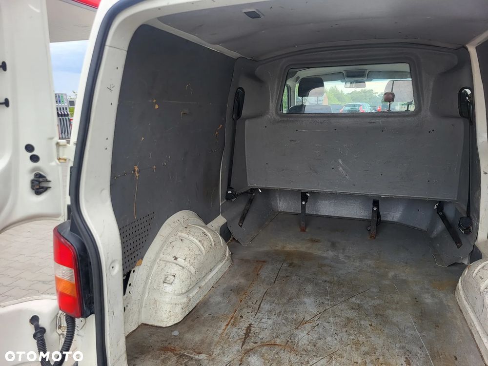 Volkswagen Transporter - 33