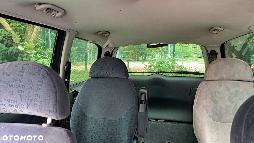 Volkswagen Sharan - 4