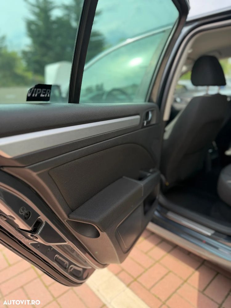 Skoda Superb 2.0 TDI Ambition - 10