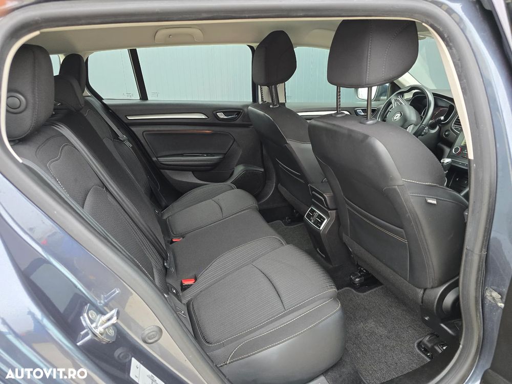 Renault Megane BLUE dCi Limited - 8