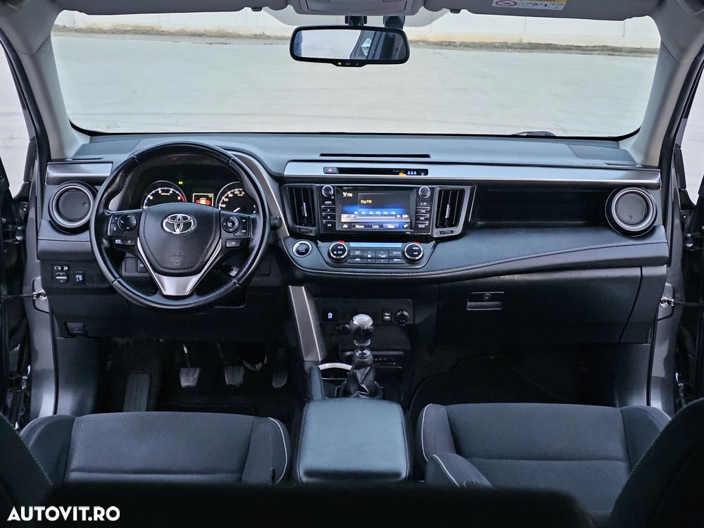Toyota RAV4 - 17