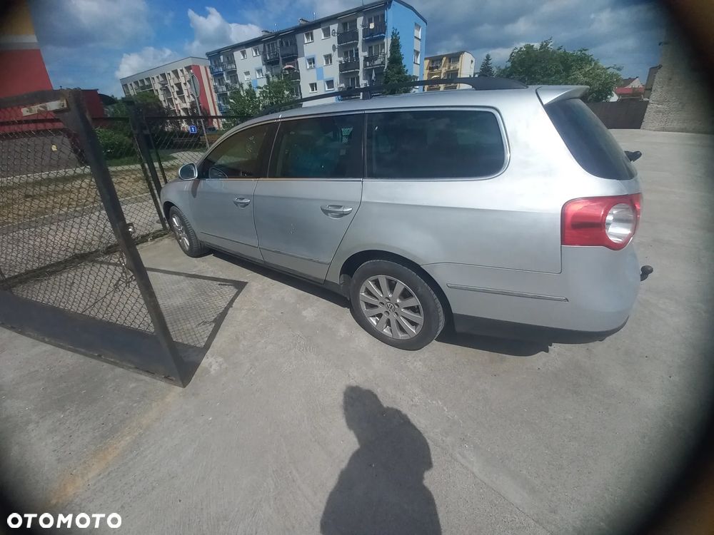 Volkswagen Passat 2.0 TDI Comfortline - 3