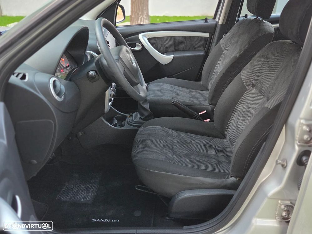 Dacia Sandero 1.2 16V Pack - 12