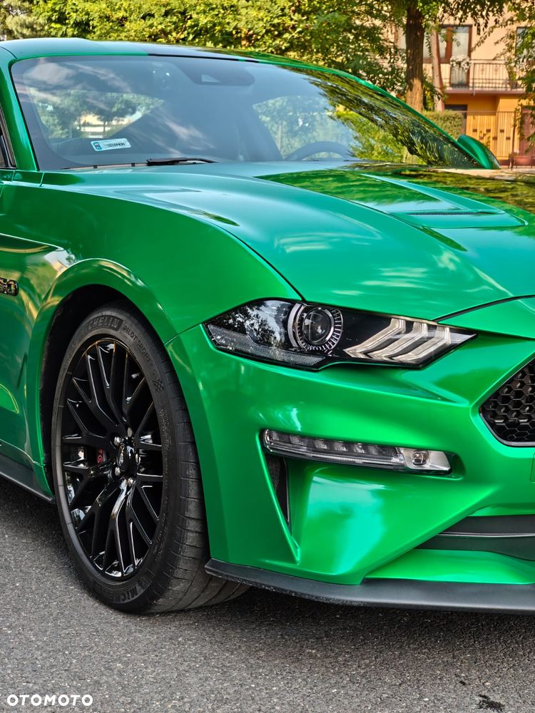 Ford Mustang - 7