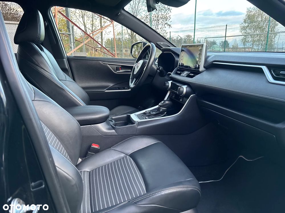 Toyota RAV4 2.5 Hybrid Black Edition by JBL 4x4 - 20