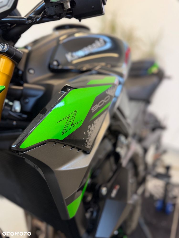 Kawasaki Z 900 - 23