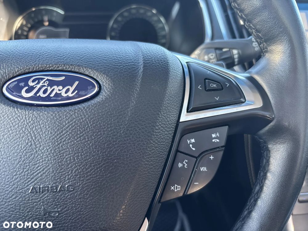 Ford Edge 2.0 EcoBlue Twin-Turbo 4WD Vignale - 32