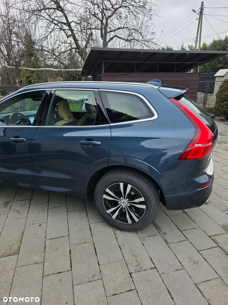 Volvo XC 60 D3 Momentum Pro - 4
