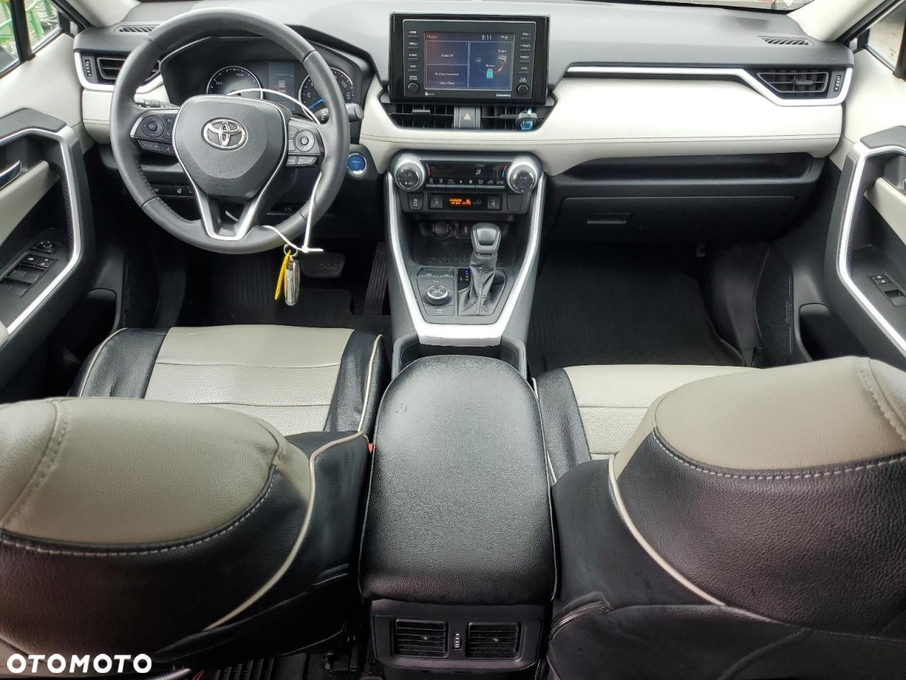 Toyota RAV4 - 8