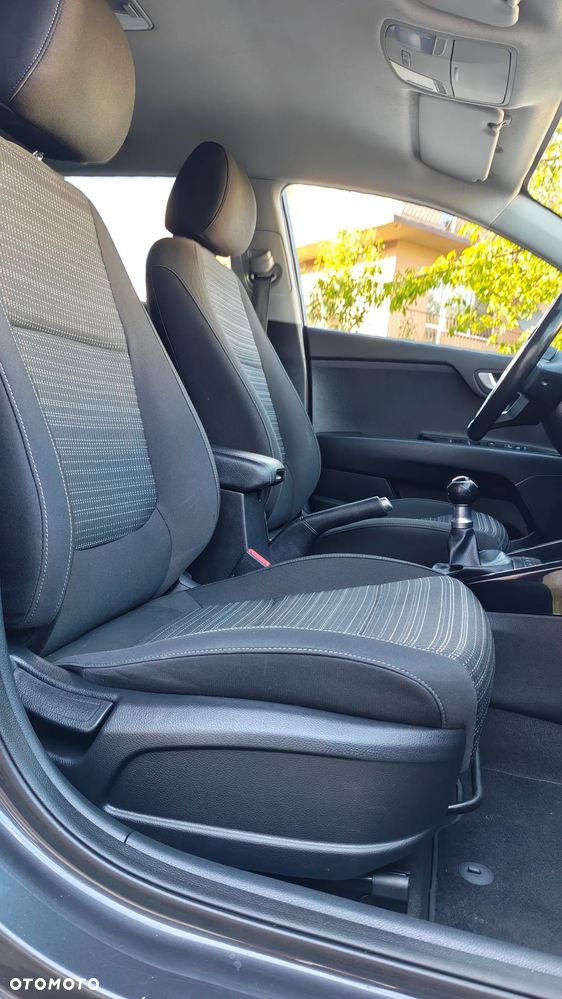 Kia Stonic 1.2 Dream-Team Edition - 30