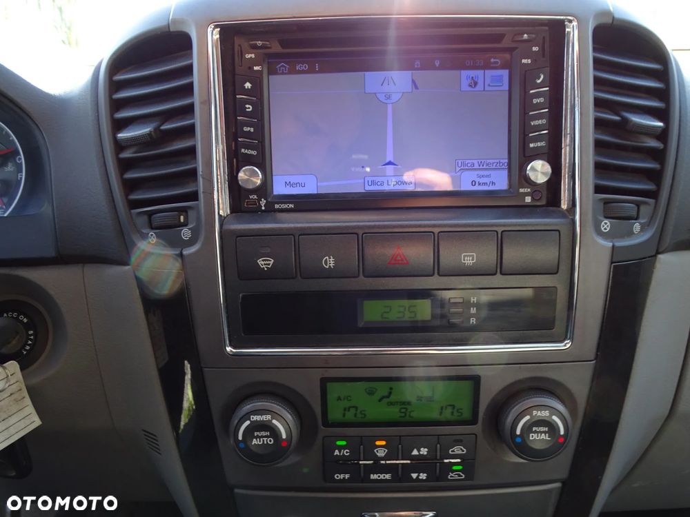 Kia Sorento 2.5 CRDi Expedition - 12