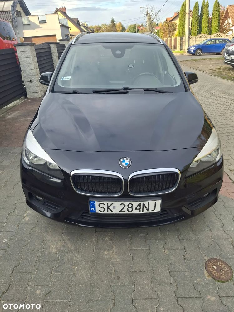 BMW Seria 2 218d - 3