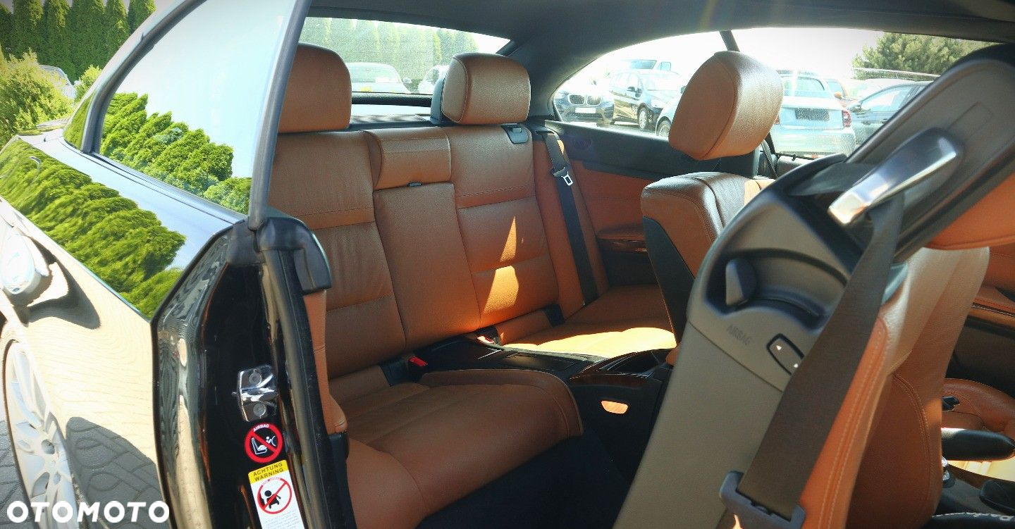BMW Seria 3 320i Cabrio - 21