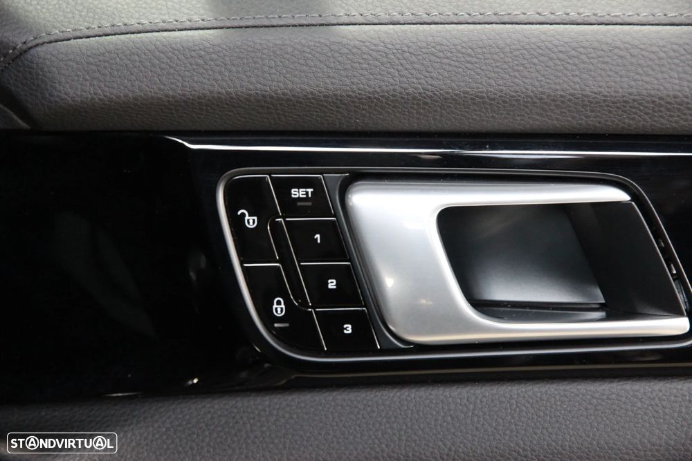 Porsche Panamera Sport Turismo 4 E-Hybrid Platinum Edition - 14