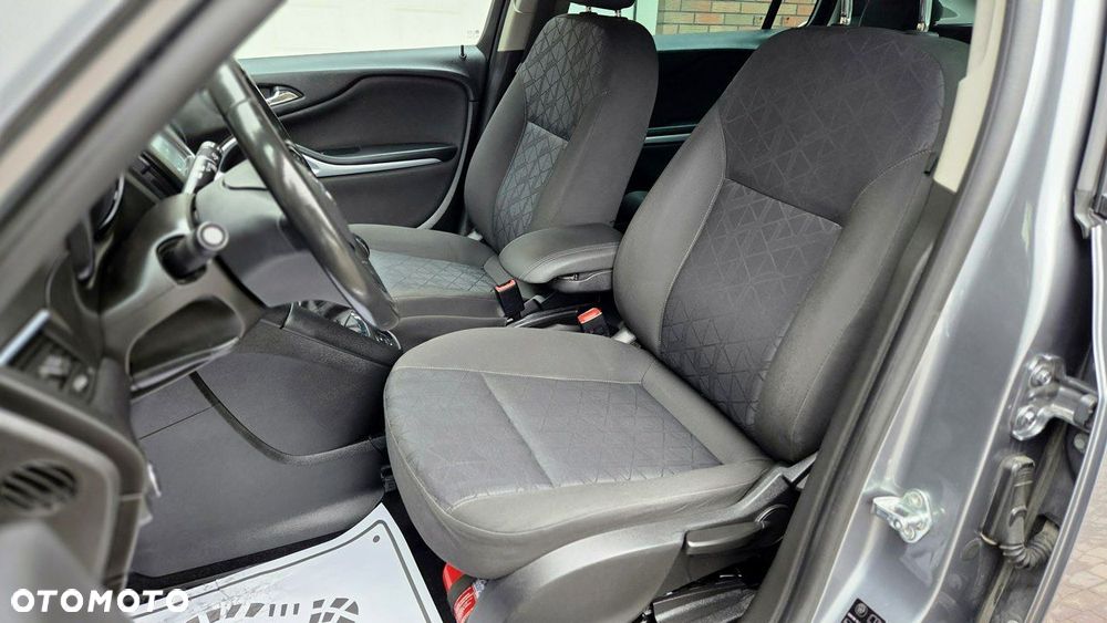 Opel Zafira 1.6 T 120 Lat S&S - 20