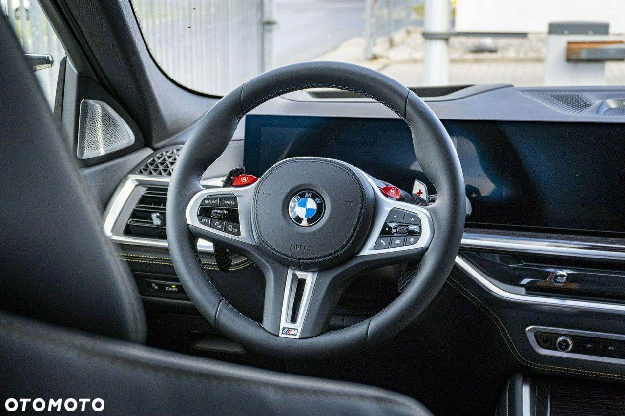 BMW X6M - 21