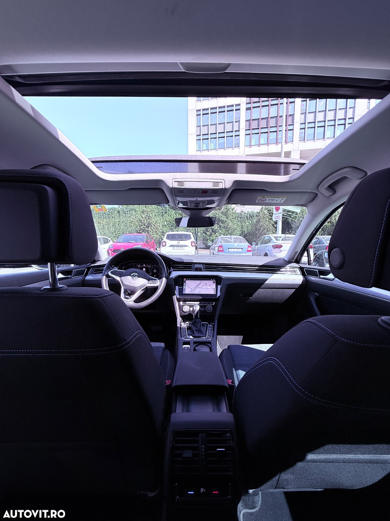 Volkswagen Passat - 10