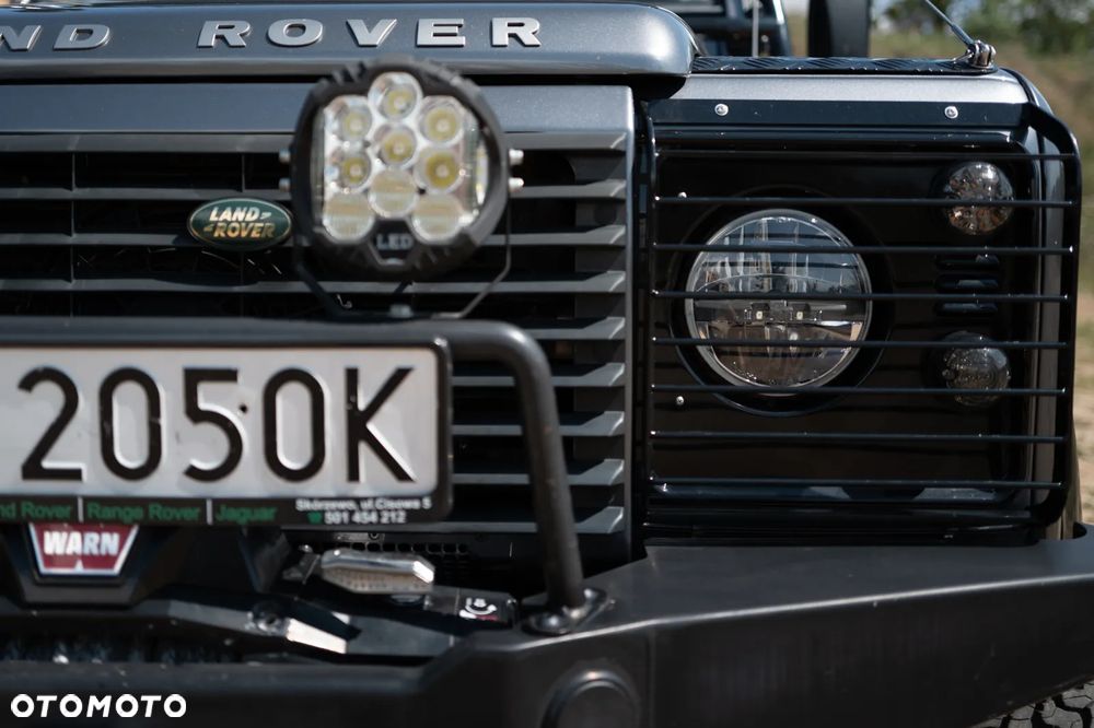 Land Rover Defender 110 2.2TD4 CrewCab SE