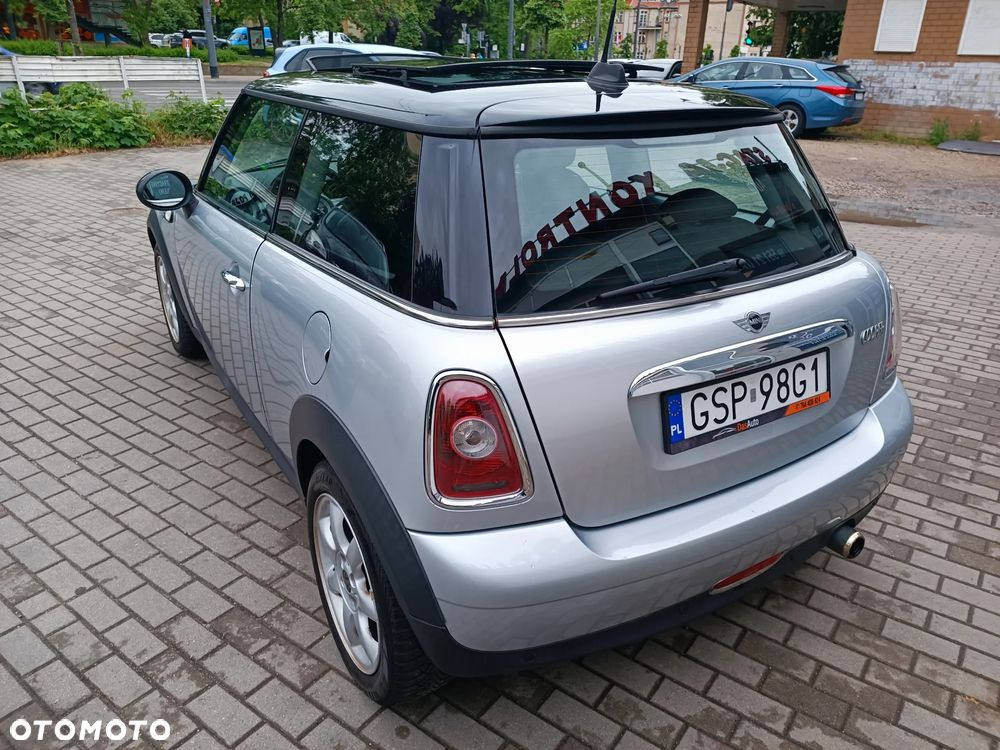 MINI Cooper Standard - 5