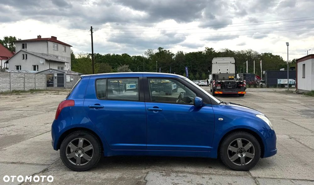 Suzuki Swift 1.3 A-M-T Comfort - 22