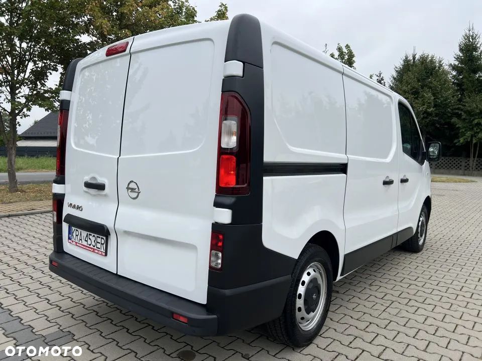 Opel Vivaro - 37