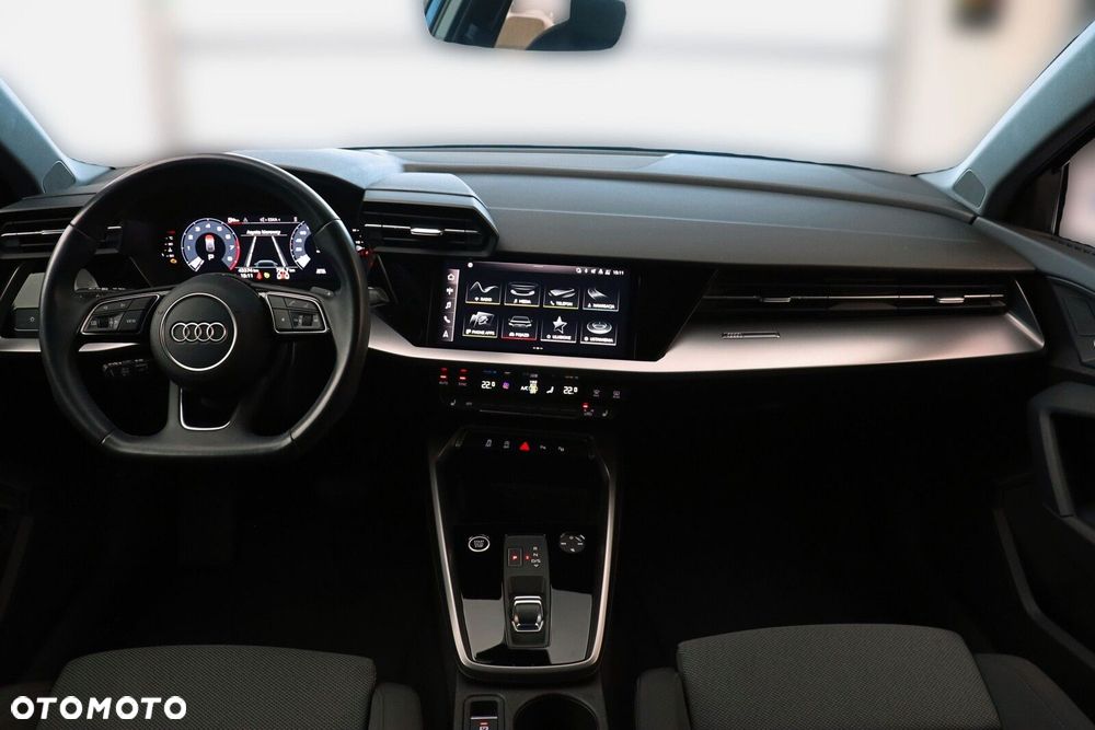 Audi A3 Sportback - 16