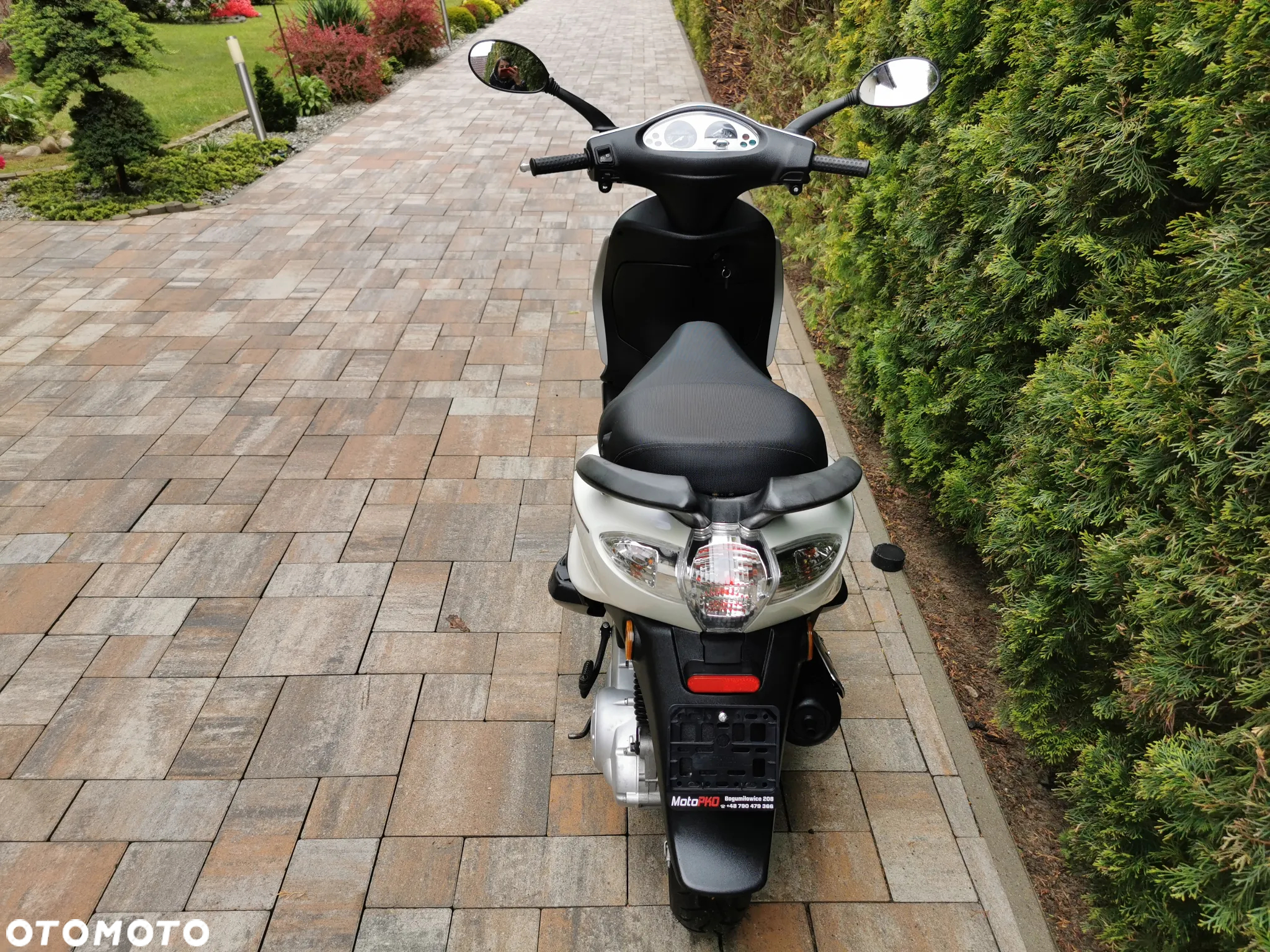 Piaggio FLY - 9