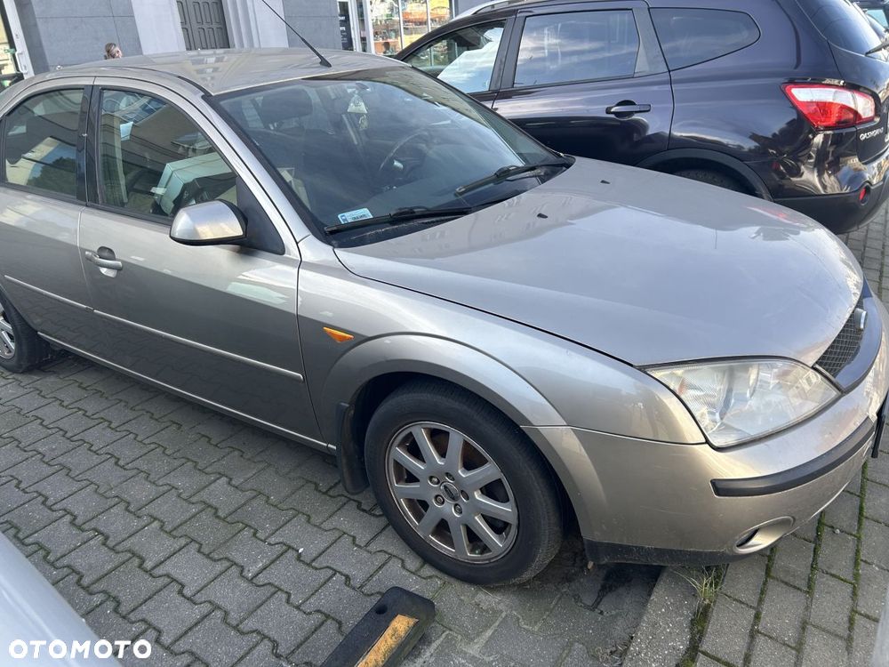 Ford Mondeo 2.0 TDCi Ghia - 8