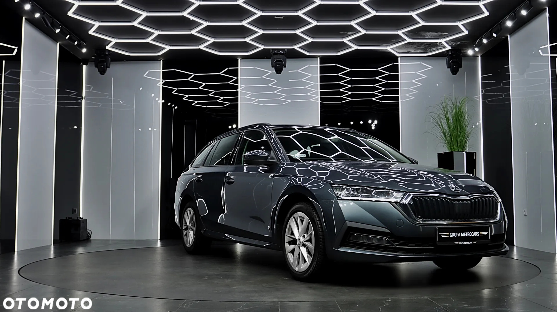 Skoda Octavia 2.0 TDI Ambition DSG - 14