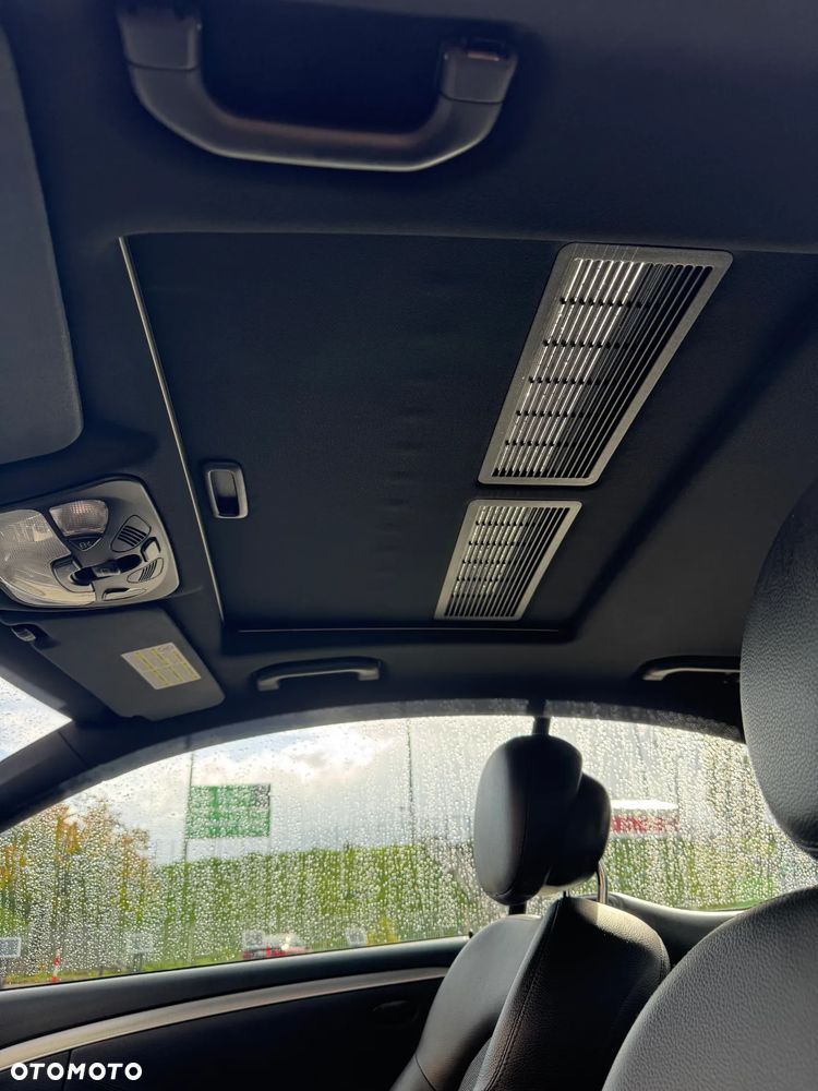 Mercedes-Benz CLK - 11