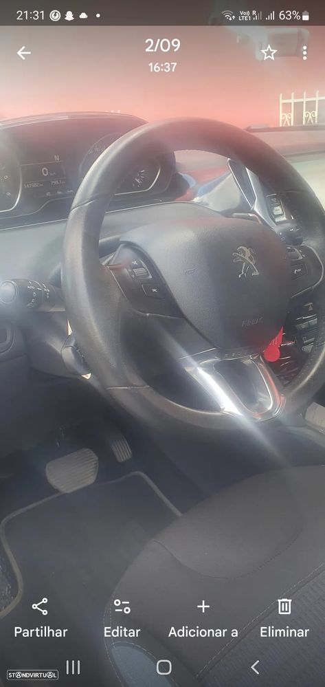 Peugeot 208 e-HDi FAP 92 EGS6 Stop&Start Allure - 4