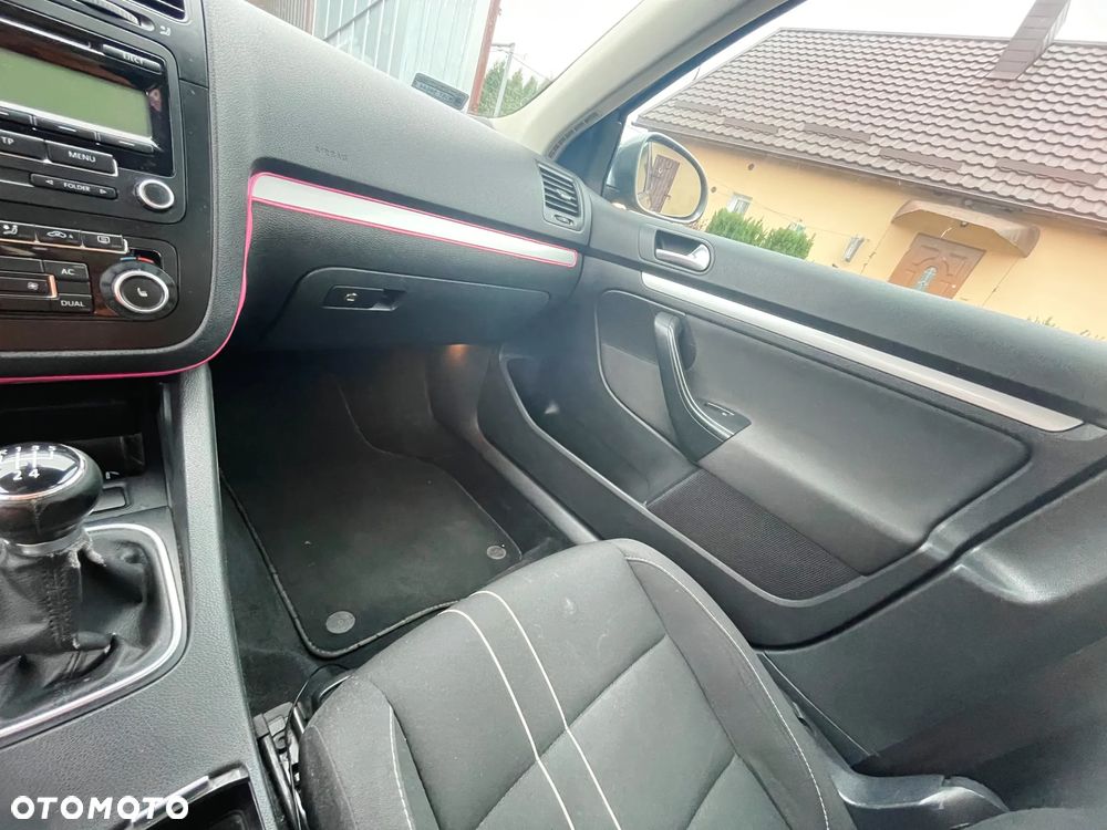 Volkswagen Jetta 1.6 TDI Highline Perfectline - 12