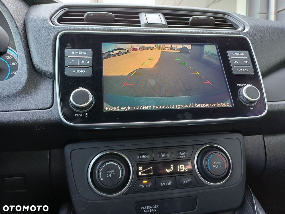 Nissan Leaf 40kWh Acenta - 16