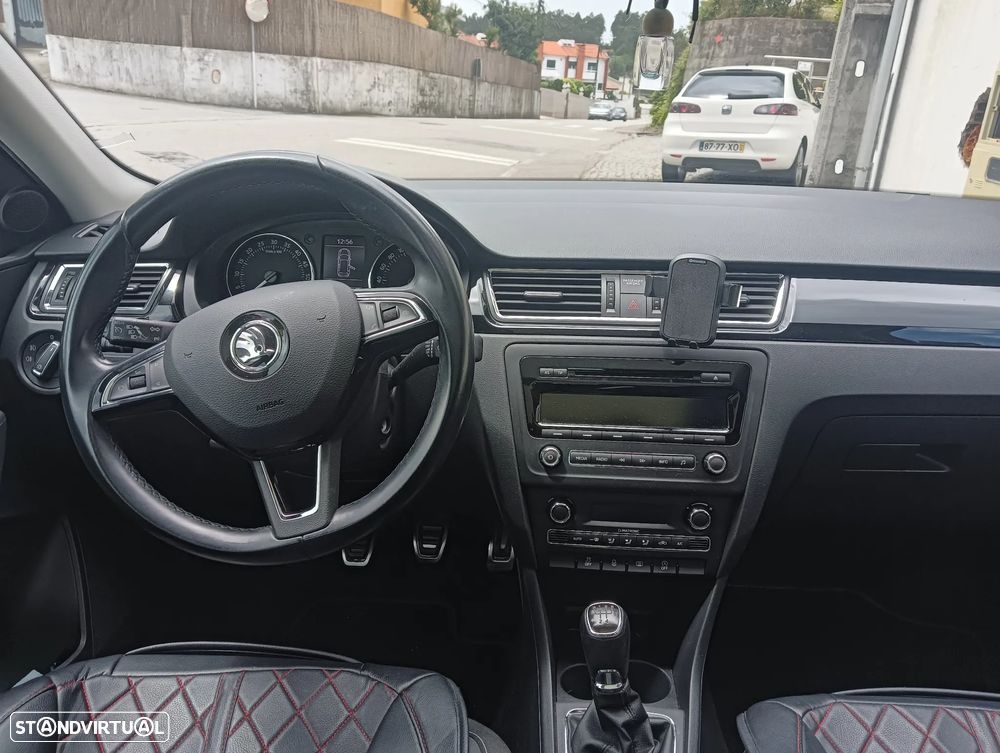 Skoda Rapid Spaceback 1.6 TDi Elegance - 4