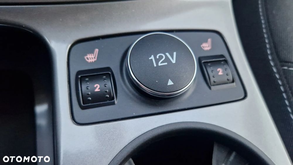 Ford Kuga 1.5 EcoBoost 2x4 Titanium - 16