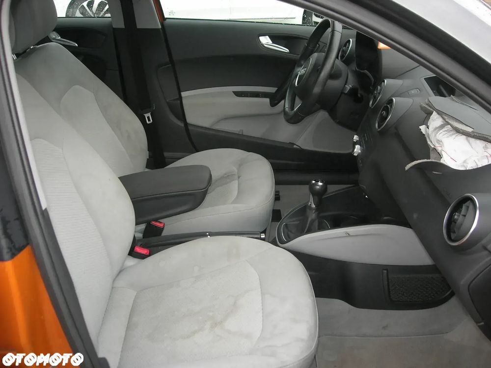 Audi A1 Sportback 1.6 TDI Ambition - 21