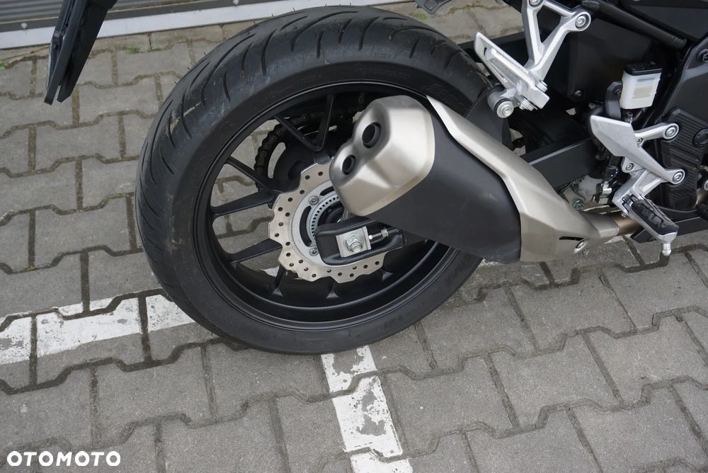 Honda CB - 4