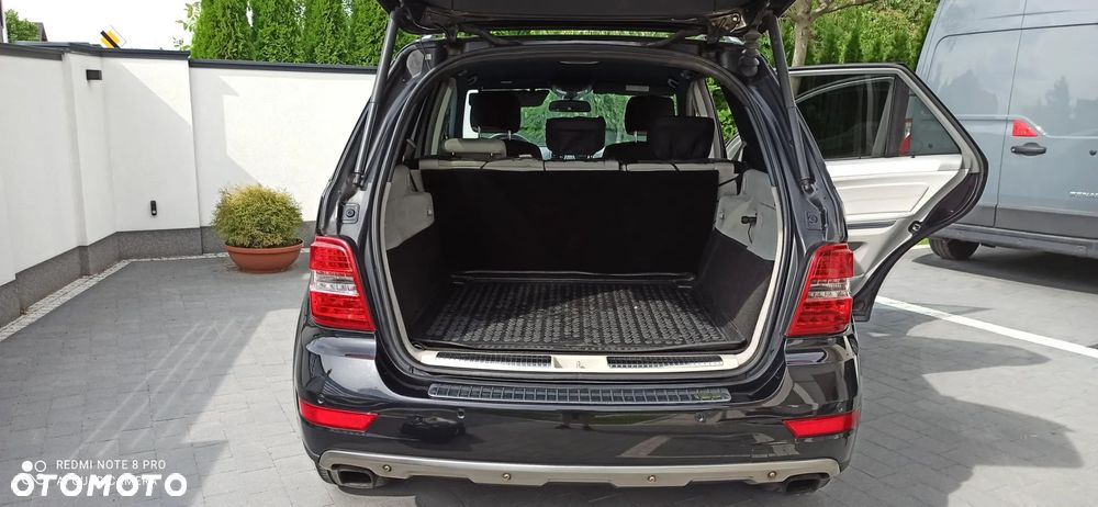 Mercedes-Benz ML - 8