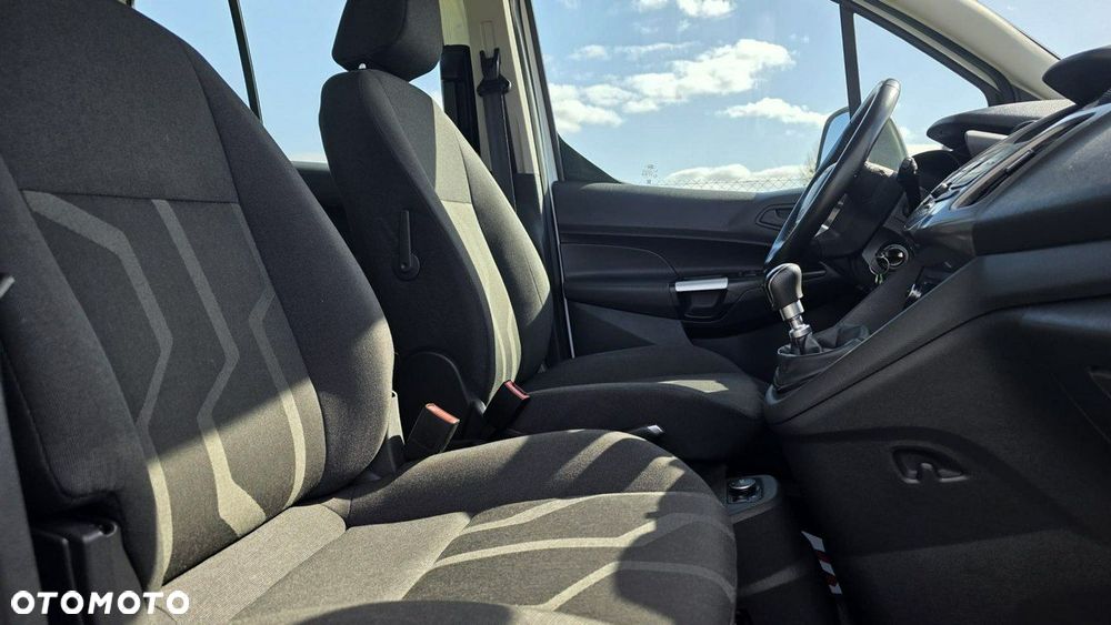 Ford Transit Connect - 9