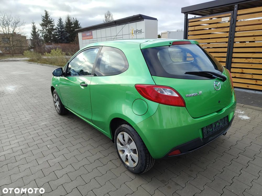 Mazda 2 - 9