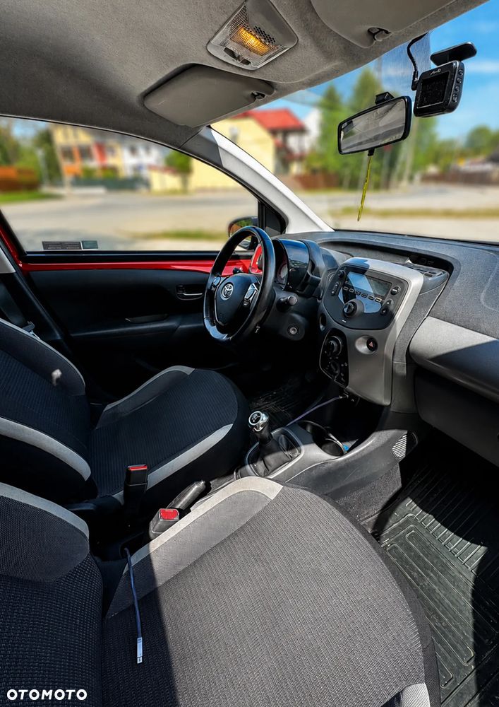 Toyota Aygo 1.0 VVT-i Color Edition - 3