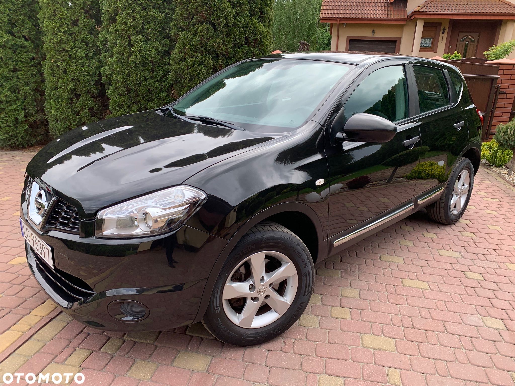 Nissan Qashqai - 1